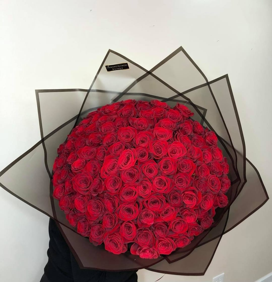 Signature Roses Bouquet (12/25/50/75/100)