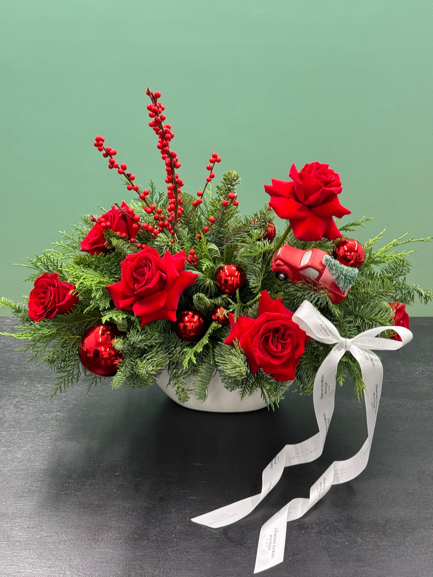 Holiday Cheer Centerpiece